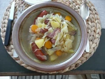 Suppen - Weißkohleintopf mit Kasseler - Rezept