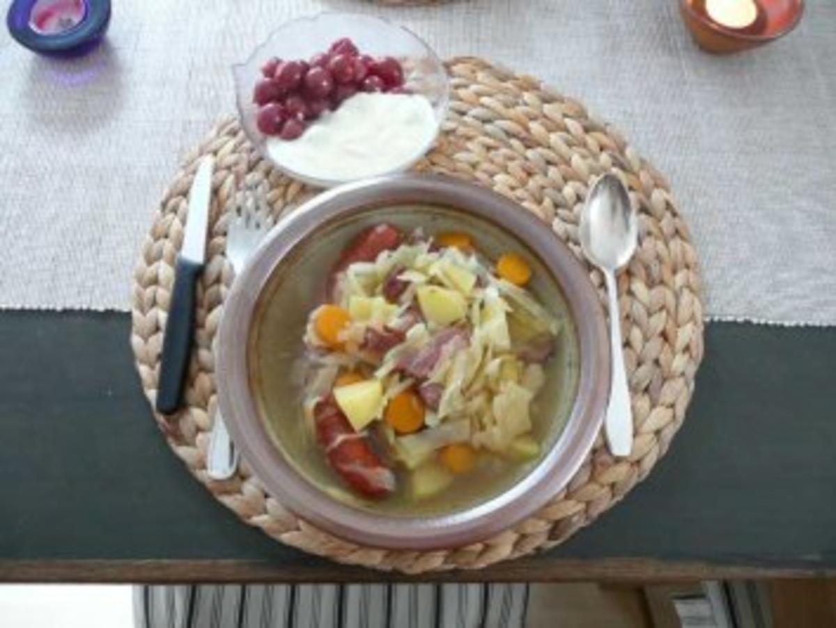 Suppen - Weißkohleintopf mit Kasseler - Rezept - Bild Nr. 2