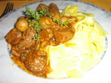 Rezept: Rindfleisch-Pilz-Schmortopf Bild Nr. 7 Rindfleisch-Pilz-Schmortopf - Rezept - Bild Nr. 7