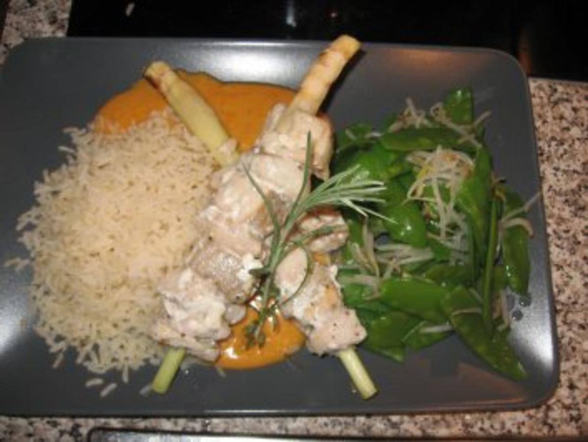Rotes Thai-Curry mit Zitronengras-Seelachsfilet-Spieße - Rezept - Bild Nr. 4