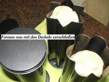 Rezept: Brot: VOLLKORNWEISSBROTE .... in Form gebracht Bild Nr. 9 Brot: VOLLKORNWEISSBROTE .... in Form gebracht - Rezept - Bild Nr. 9