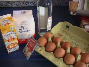 Rezept: Eierlikör selbstgemacht Bild Nr. 2 Eierlikör selbstgemacht - Rezept - Bild Nr. 2
