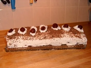 Kirschrolle Schwarzwälder Art - Rezept