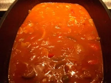 Rezept: Feuriges Paprikagulasch Feuriges Paprikagulasch - Rezept