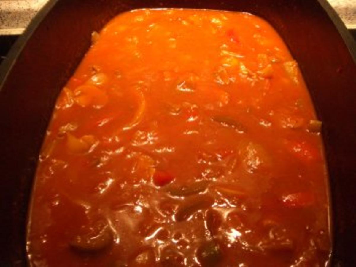 Feuriges Paprikagulasch - Rezept mit Bild - kochbar.de
