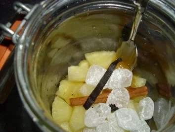 Rezept: Ananaslikör..Lecker!!!!! Bild Nr. 3 Ananaslikör..Lecker!!!!! - Rezept - Bild Nr. 3