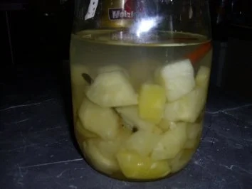 Rezept: Ananaslikör..Lecker!!!!! Ananaslikör..Lecker!!!!! - Rezept