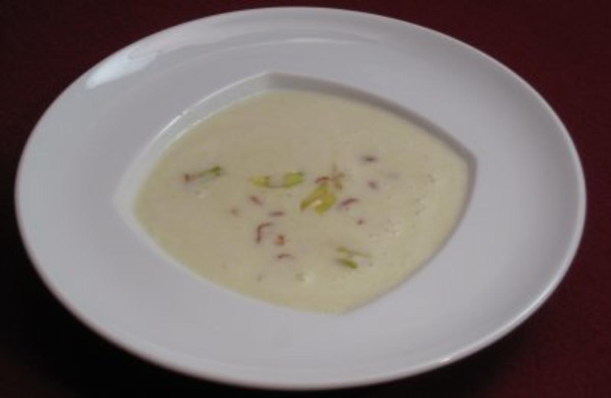 Geeistes Kartoffelsüppchen mit Lauch und Pfifferlingen - Rezept