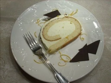 Rezept: Zitronenrolle Bild Nr. 2 Zitronenrolle - Rezept - Bild Nr. 2