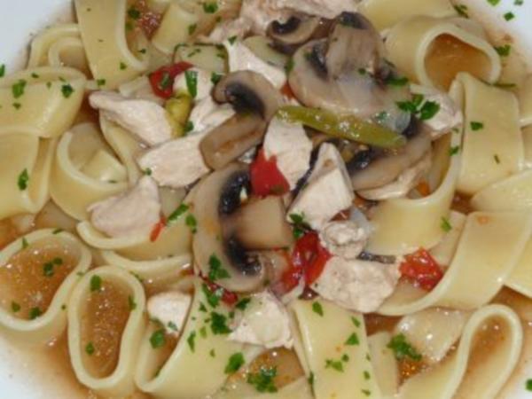 Turbo-Geflügelgulasch mit Champignons