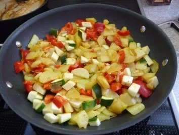 Resteverwertung : Gemüsebratkartoffeln, dazu Tilapia - Rezept - Bild Nr. 4