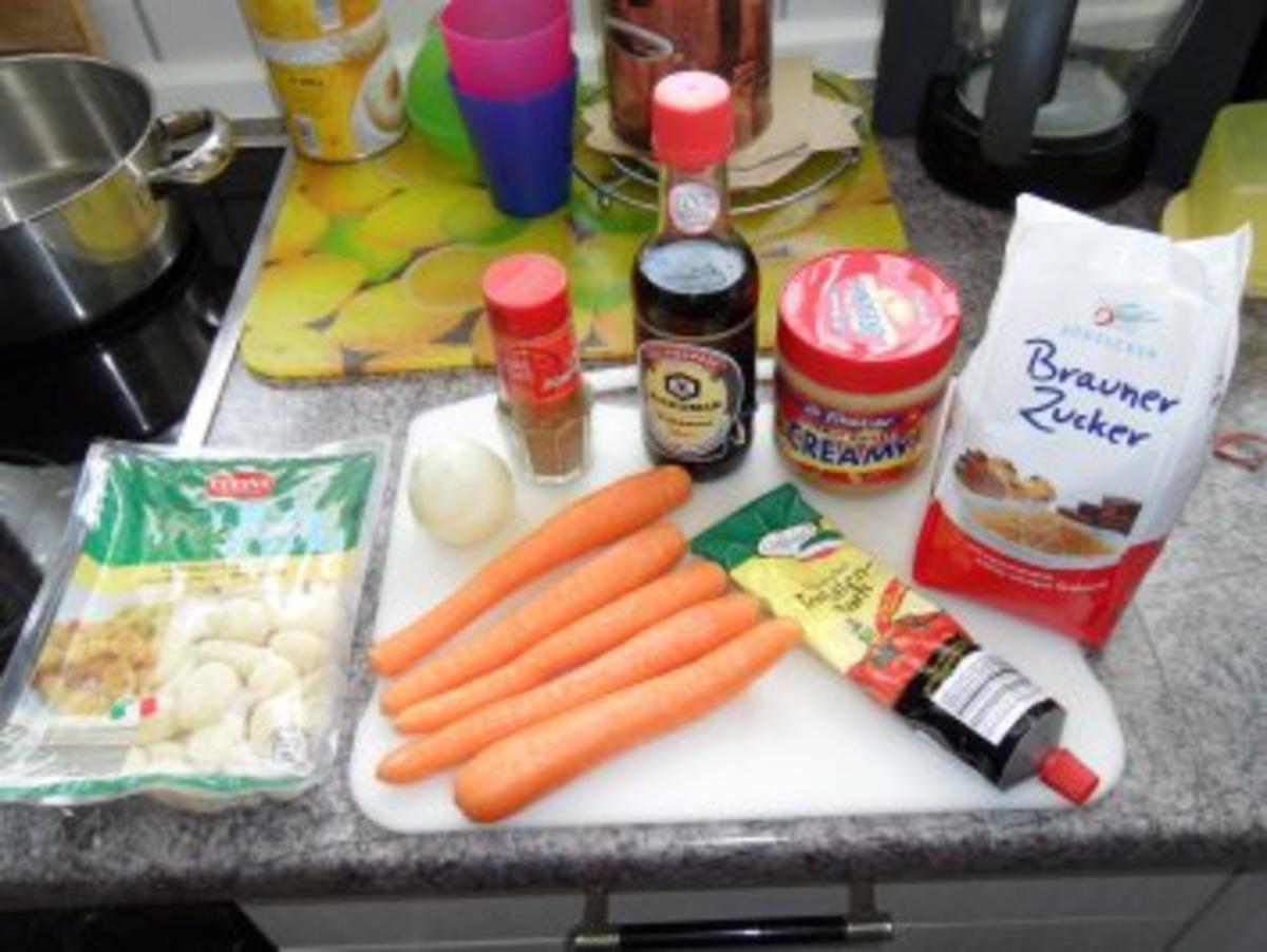 Gnocchi mit Karotten in Erdnuss-Sauce - Rezept - Bild Nr. 2