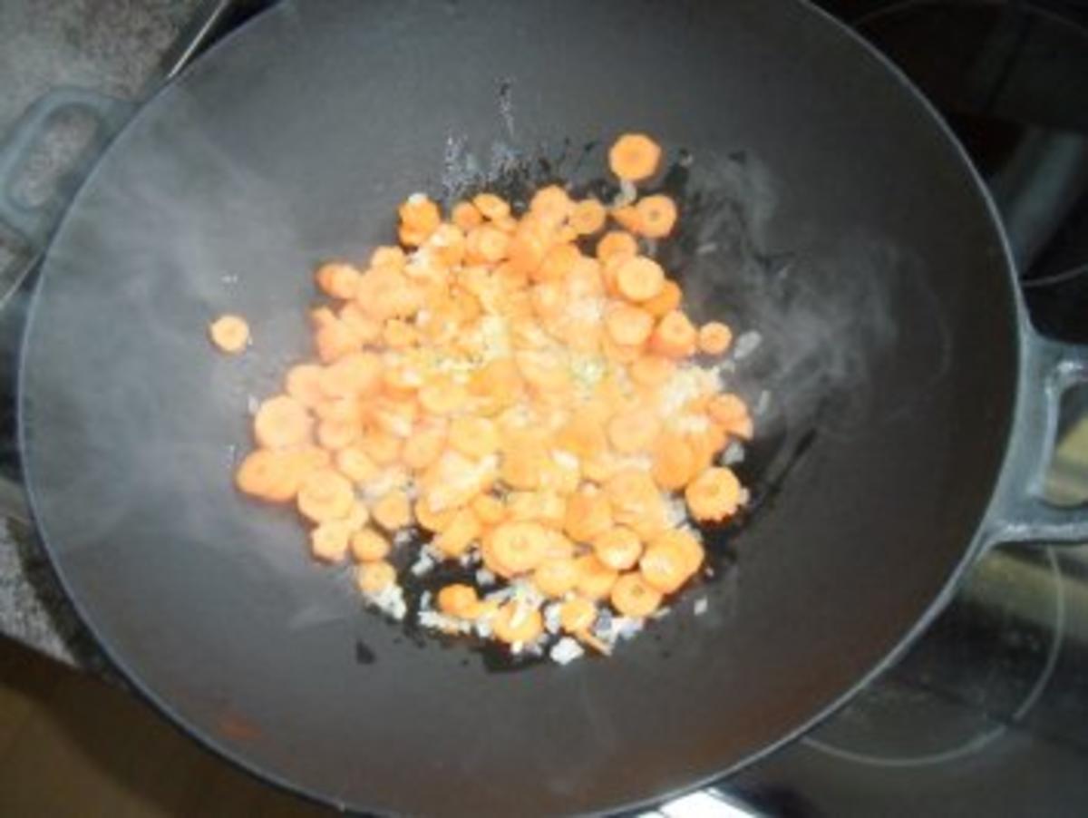 Gnocchi mit Karotten in Erdnuss-Sauce - Rezept - Bild Nr. 6