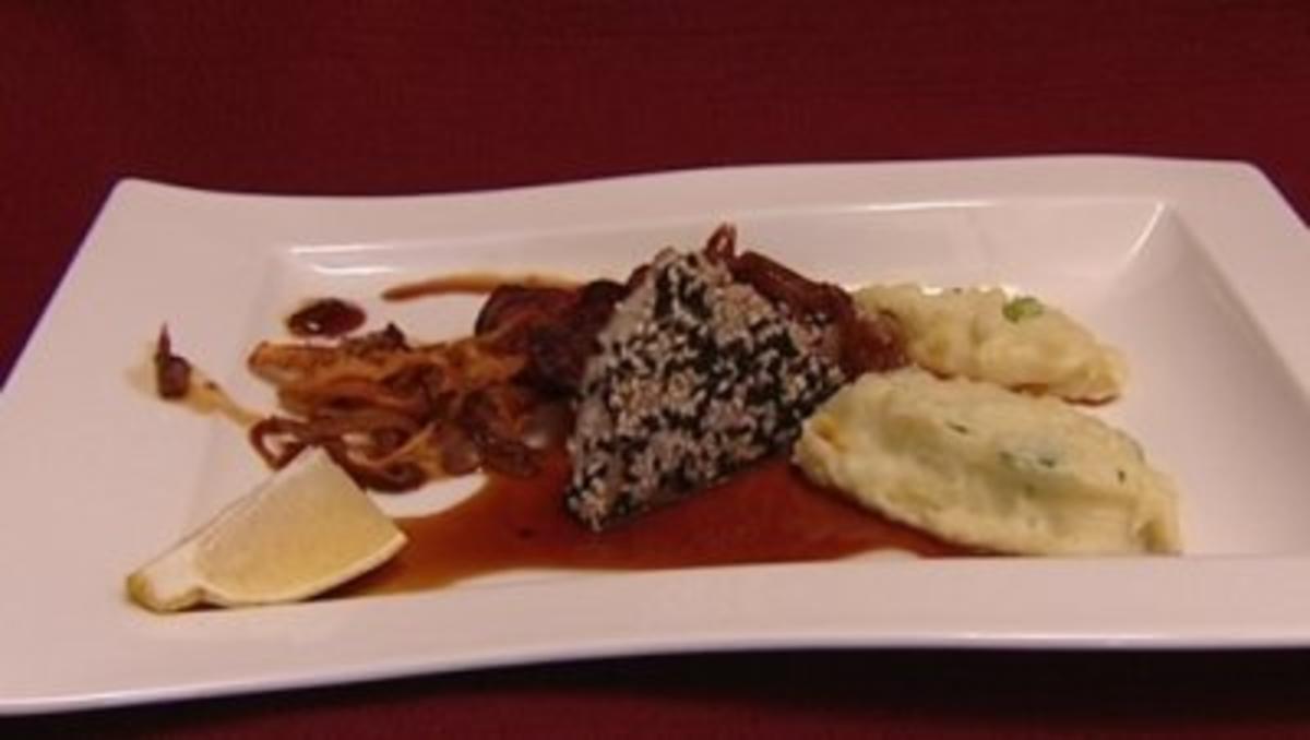 Wasabi-Kartoffelpüree mit Thunfisch in Sesamkruste und Gemüsechips (Janina Uhse) - Rezept