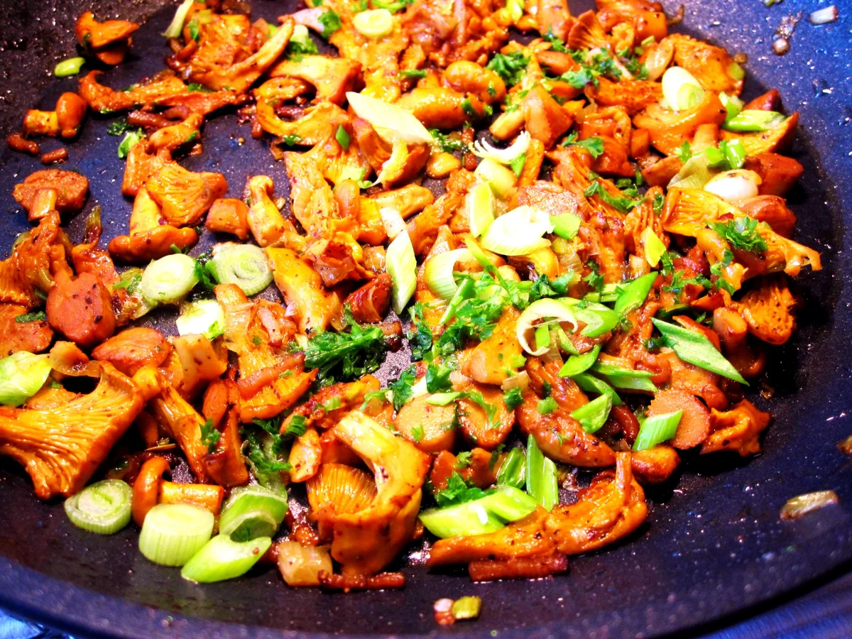 Rezept: Pfifferlinge ... Bild Nr. 8381 Pfifferlinge ... - Rezept - Bild Nr. 8381