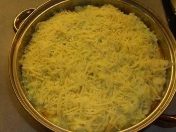 Rezept: Aufläufe: Wirsingauflauf mit Kartoffelkruste Bild Nr. 7 Aufläufe: Wirsingauflauf mit Kartoffelkruste - Rezept - Bild Nr. 7