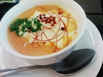 Rezept: Mango-Karottensuppe Mango-Karottensuppe - Rezept