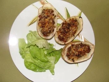 Rezept: Kartoffeln gefüllt mit Austernpilzragout Kartoffeln gefüllt mit Austernpilzragout - Rezept