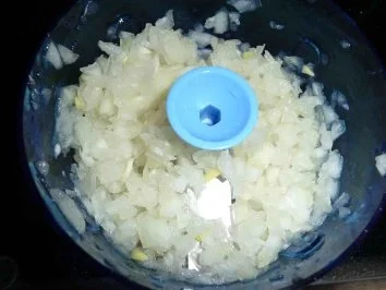 Rezept: Frikadellen mit Möhren-Lauch-Gemüse im Kartoffelnest Bild Nr. 5 Frikadellen mit Möhren-Lauch-Gemüse im Kartoffelnest - Rezept - Bild Nr. 5