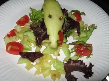 Krokodil-Salat - Bilder sind eingestellt - - Rezept - Bild Nr. 2