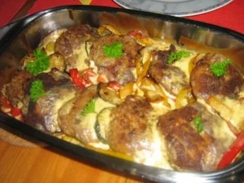 Rezept: Frikadellen - Auflauf "Oriental" Bild Nr. 9 Frikadellen - Auflauf "Oriental" - Rezept - Bild Nr. 9