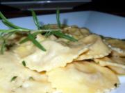 Ravioli mit Gorgonzola-Walnuss-Füllung - Rezept