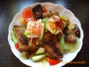 Tomaten-Brot-Salat mit Ziegenkäsepäckchen - Rezept