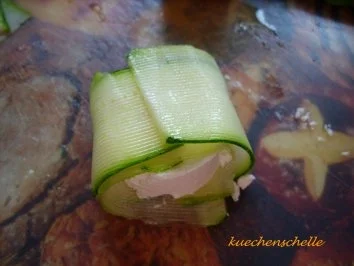 Rezept: Tomaten-Brot-Salat mit Ziegenkäsepäckchen Bild Nr. 3 Tomaten-Brot-Salat mit Ziegenkäsepäckchen - Rezept - Bild Nr. 3