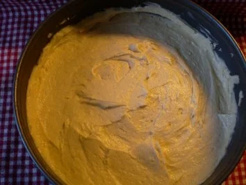Apfelkuchen mit Rumrosinen - Rezept - Bild Nr. 3