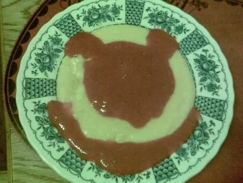 Rezept: Griesbrei mit Erdbeer-Ingwer-Püree Griesbrei mit Erdbeer-Ingwer-Püree - Rezept