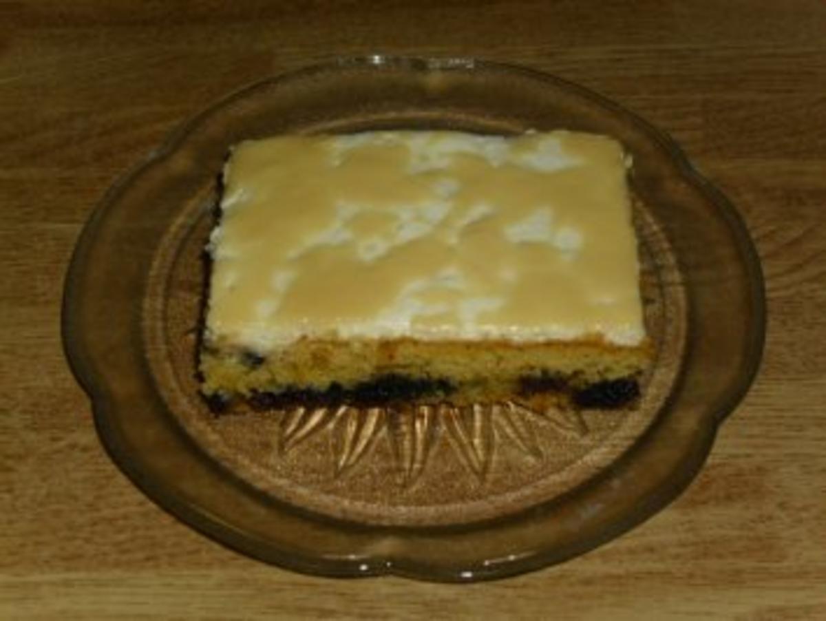 Heidelbeerschnitten mit Butter und Zucker - Rezept von Muckisale