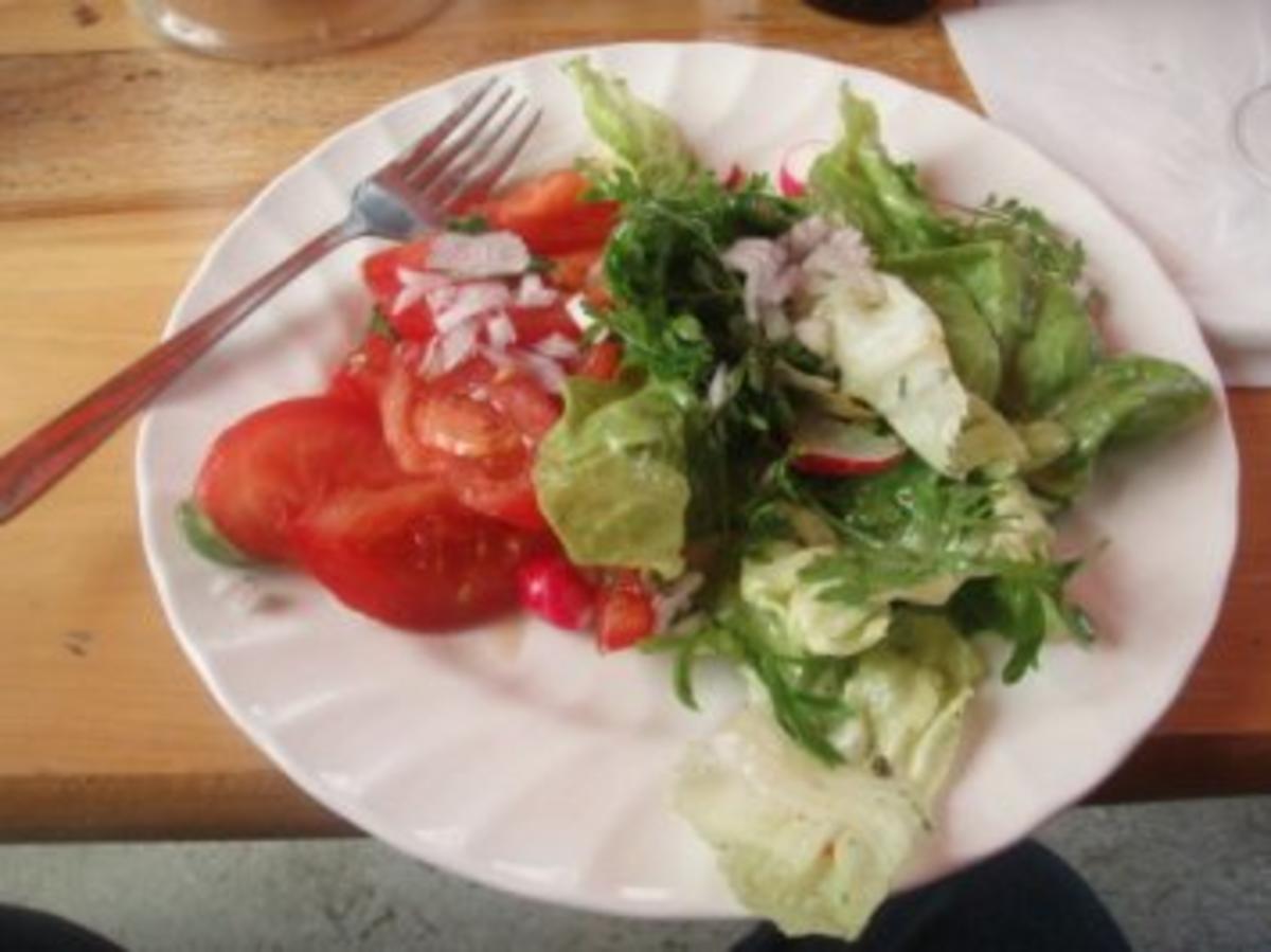 Geschmortes Kaninchen und Salat - Rezept - Bild Nr. 2