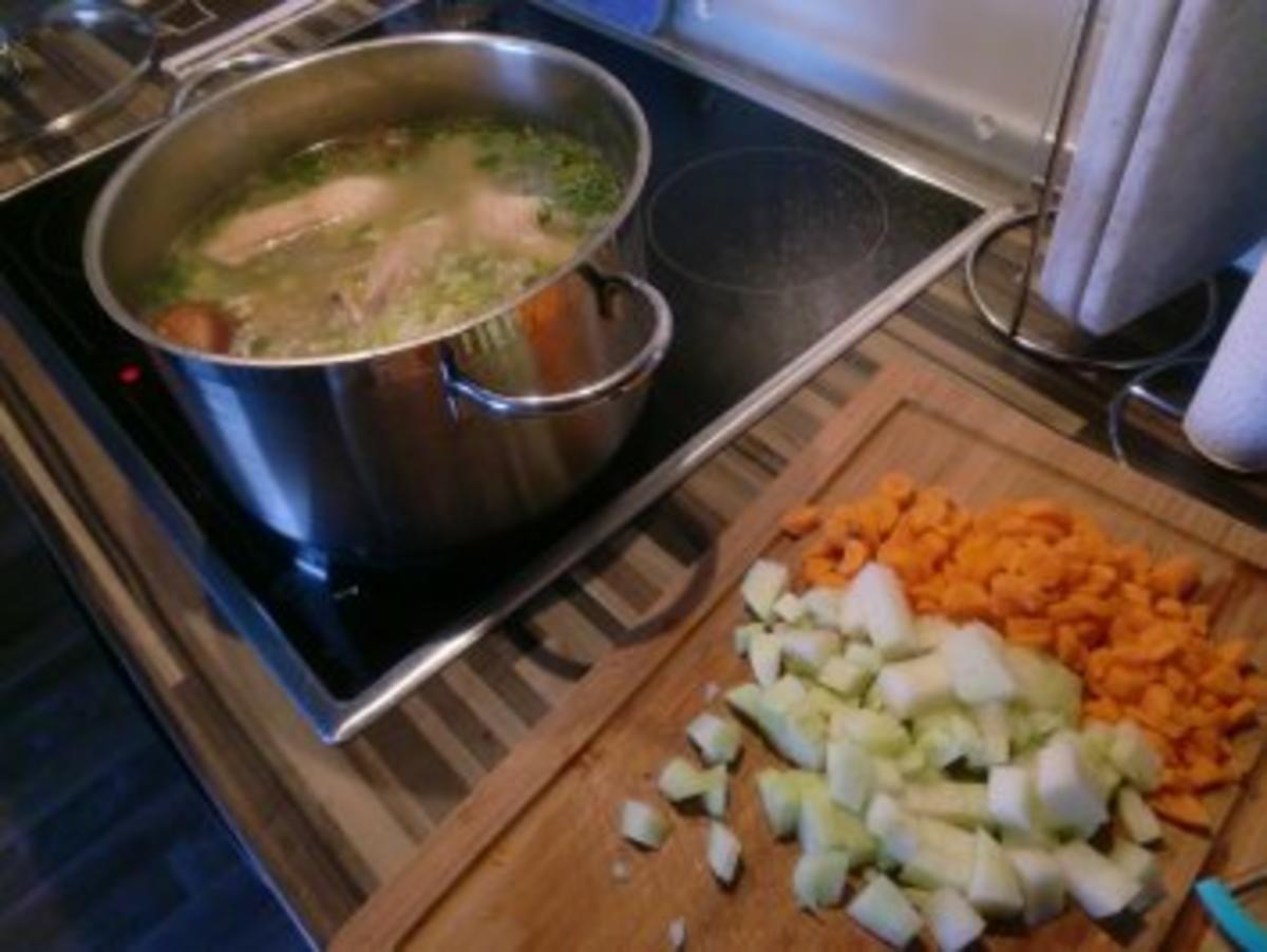 Suppe: Hühnerbrühe - Rezept - Bild Nr. 7