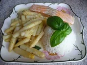 Fisch : Spargelspitzen mit Seelachs an Reis - Rezept