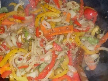 Spanferkelbraten mit Spanischem Wok-Gemüse... - Rezept - Bild Nr. 4