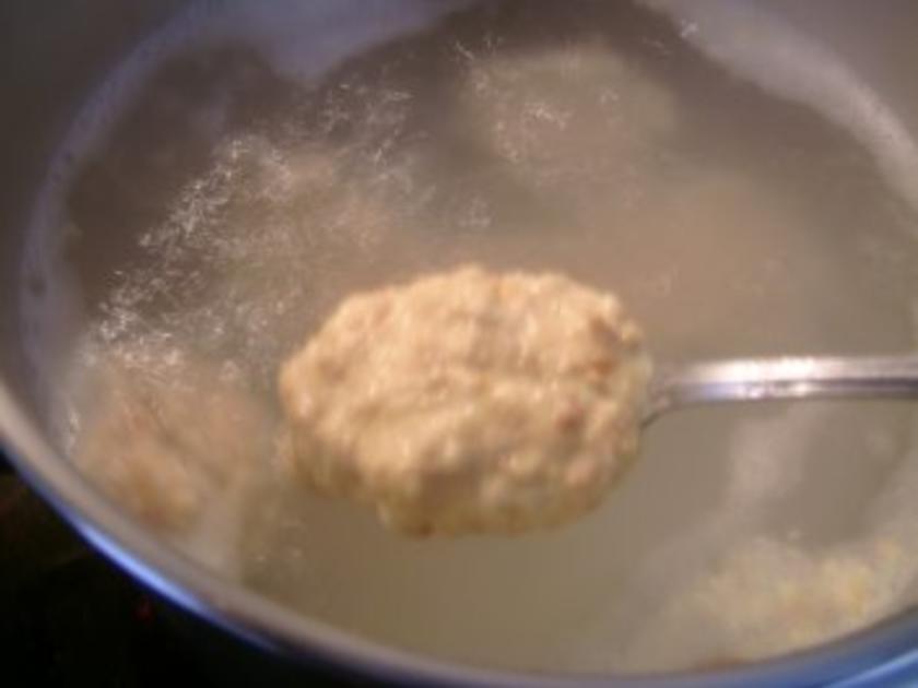 Weckknödel nach Oma´s Rezept - schnell &amp; einfach - 57 kcal/100g