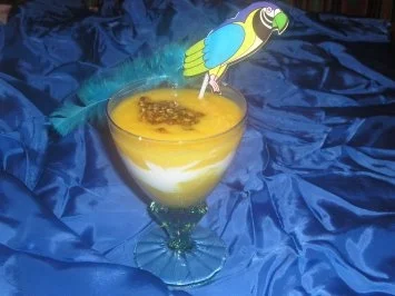 Rezept: Mangocreme mit griechischem Joghurt Mangocreme mit griechischem Joghurt - Rezept