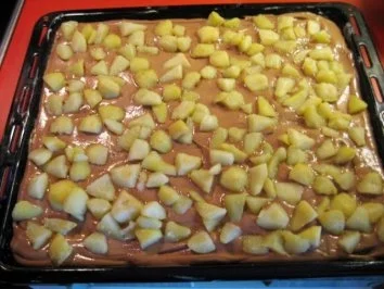 Rezept: Schoko Birnenkuchen vom Blech Bild Nr. 9 Schoko Birnenkuchen vom Blech - Rezept - Bild Nr. 9