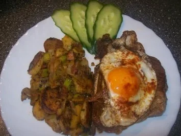 Rezept: Bratkartoffeln und riesen Hunger Bild Nr. 8 Bratkartoffeln und riesen Hunger - Rezept - Bild Nr. 8