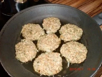 Rezept: Vegetarisch: Gemüse Pflanzerl Bild Nr. 3 Vegetarisch: Gemüse Pflanzerl - Rezept - Bild Nr. 3