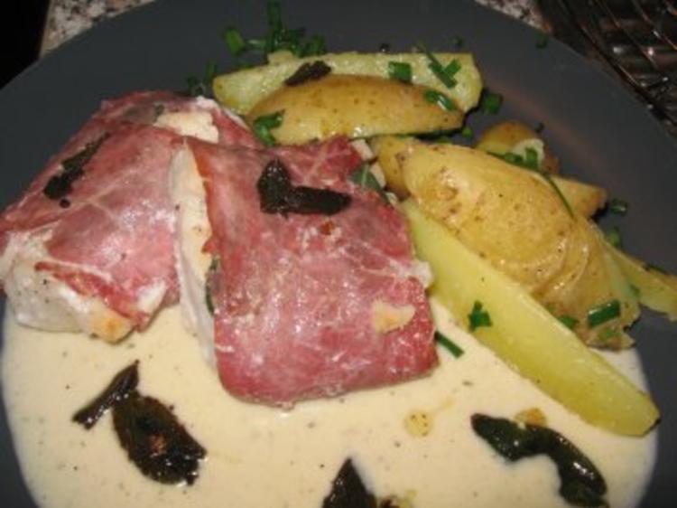 Kabeljau-Saltimbocca mit Schnittlauchkartoffeln auf Weißweinschaum ...