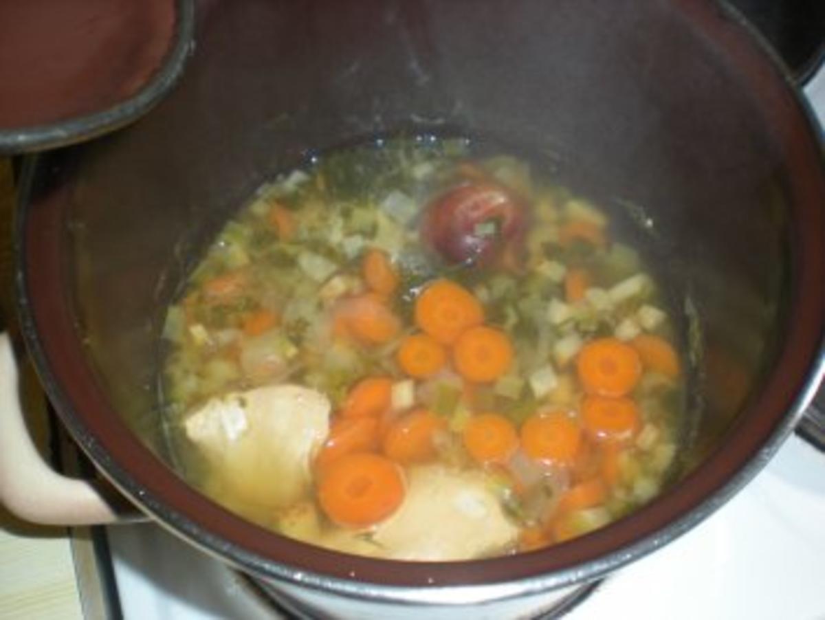 Suppen: einfache Geflügelbrühe - Rezept - Bild Nr. 2