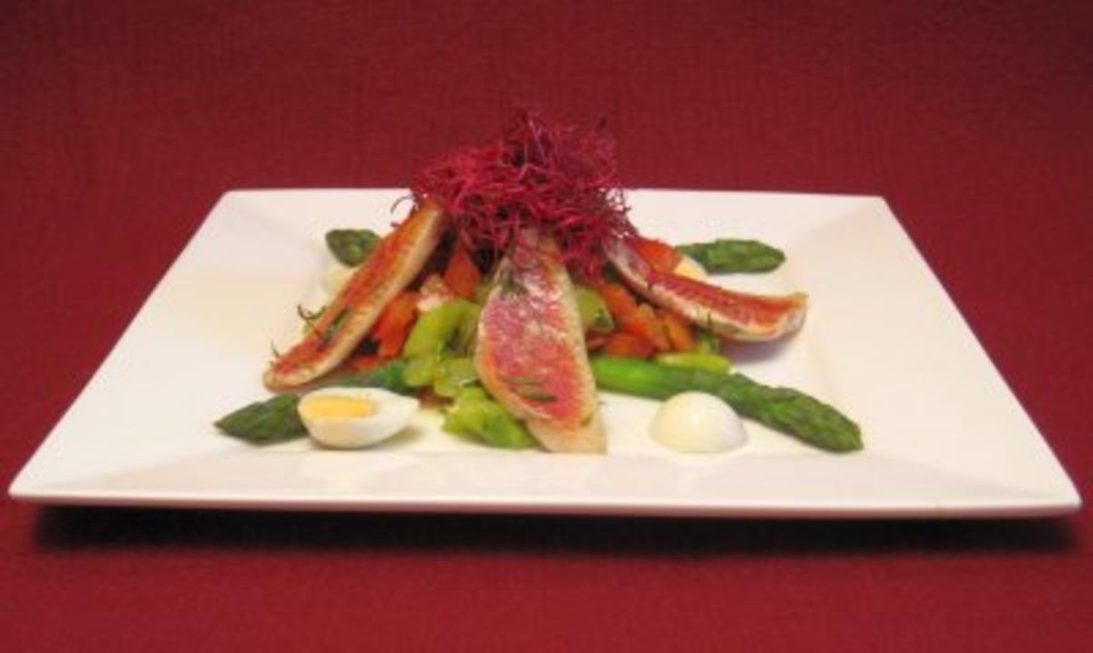 Salat vom grünen Spargel mit Trüffelvinaigrette und gebratenem Rotbarbenfilet - Rezept