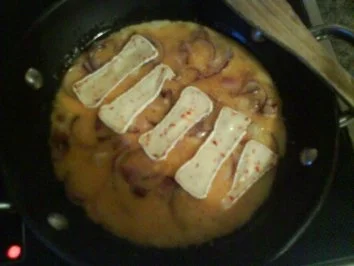 Rezept: Bauernomlette mit zart schmelzender Käsefüllung Bild Nr. 12 Bauernomlette mit zart schmelzender Käsefüllung - Rezept - Bild Nr. 12