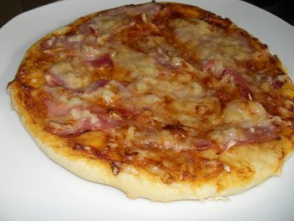 Hefe:   MINI - PIZZEN - Rezept