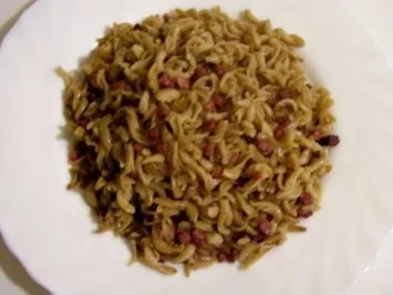 Rezept: Kochen: Gebratene Nudeln mit Schinken Kochen: Gebratene Nudeln mit Schinken - Rezept