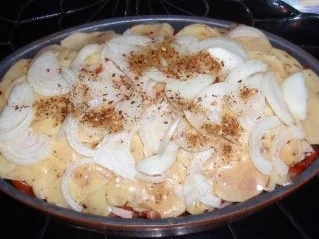 Rezept: Kartoffelauflauf mit Gemüse und Wacholderschinken Bild Nr. 7 Kartoffelauflauf mit Gemüse und Wacholderschinken - Rezept - Bild Nr. 7