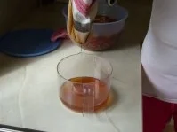 Rezept: Hagebuttenlikör Bild Nr. 7 Hagebuttenlikör - Rezept - Bild Nr. 7