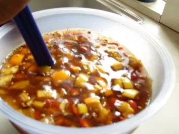 Rezept: Hagebuttenlikör Bild Nr. 9 Hagebuttenlikör - Rezept - Bild Nr. 9