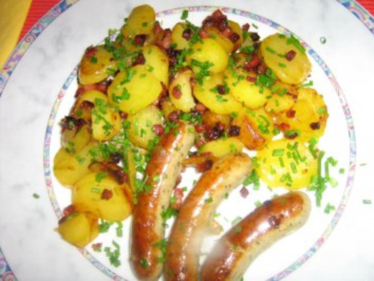 Nürnberger Würstchen an Bratkartoffeln - Rezept - Bild Nr. 7